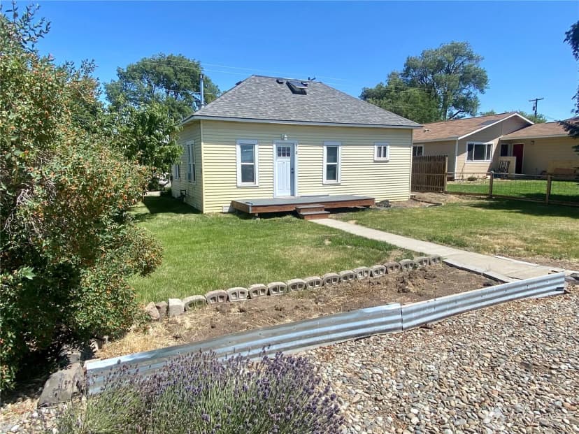 Property photo for 418 N Pacific Street, Ellensburg