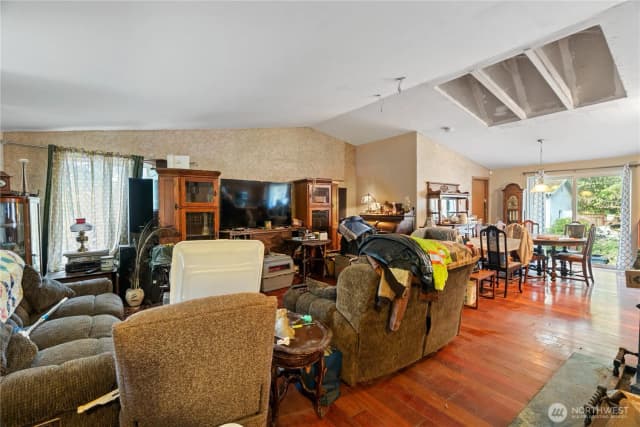 Property photo for 34716 30th Avenue S, Roy photo 2