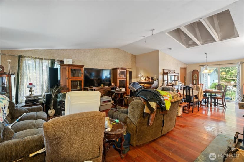 Property photo for 34716 30th Avenue S, Roy photo 2