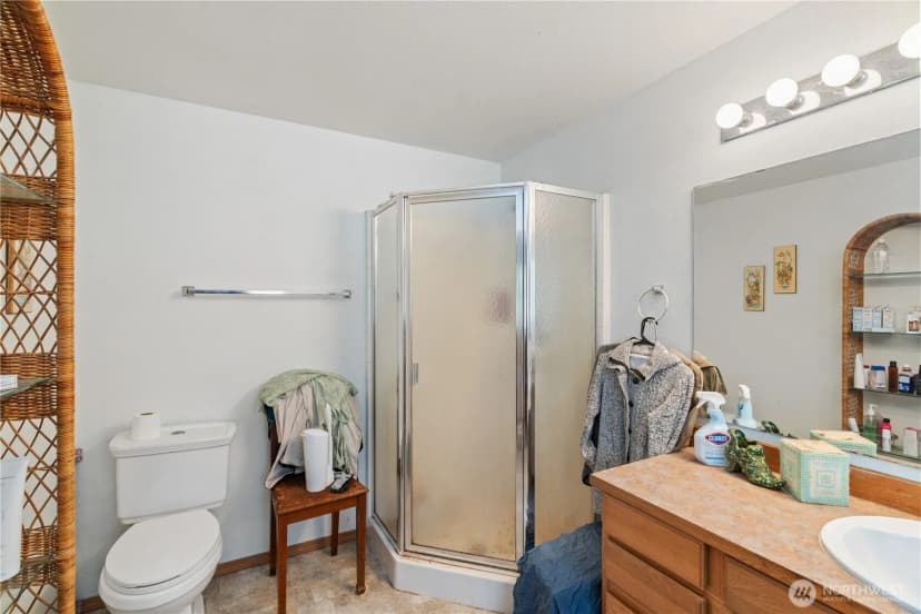 Property photo for 34716 30th Avenue S, Roy photo 9