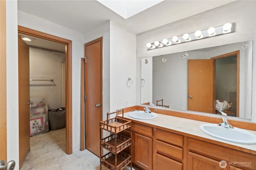Property photo for 34716 30th Avenue S, Roy photo 11