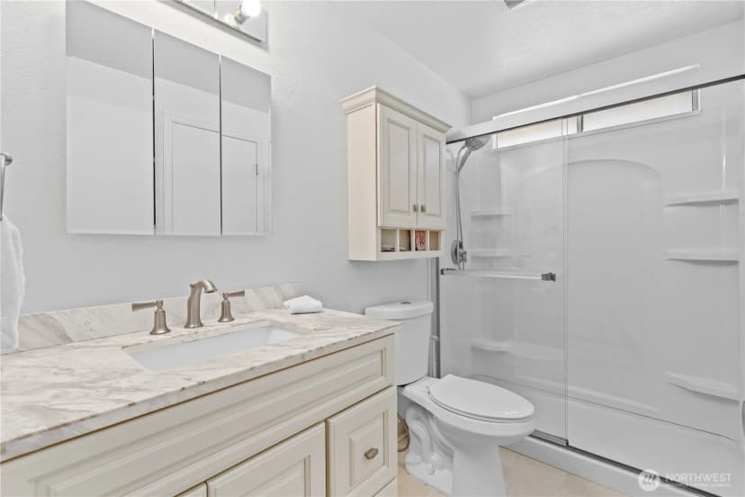 Property photo for 2138 Sw 305th Street, Federal Way photo 9