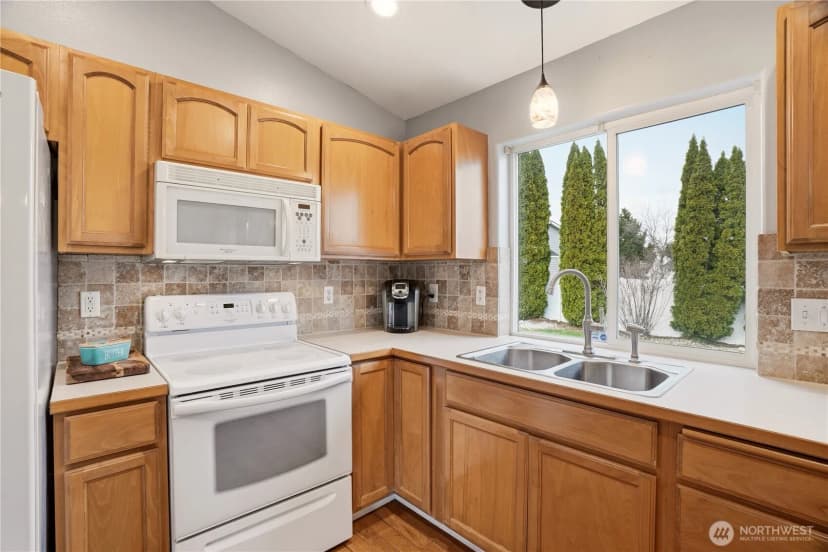 Property photo for 24335 E Sperling Court, Liberty Lake photo 6