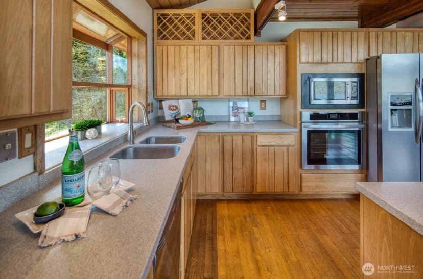 Property photo for 667 Wyatt Lane W, Seabeck photo 10