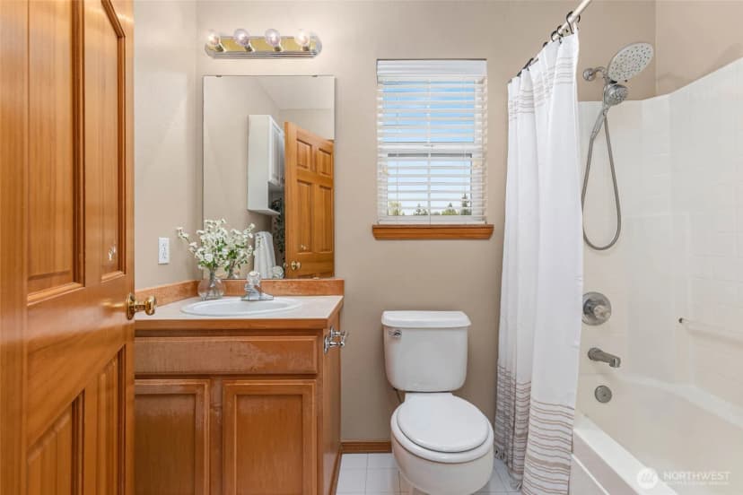 Property photo for 22736 Ne 4th Lane, Sammamish photo 21