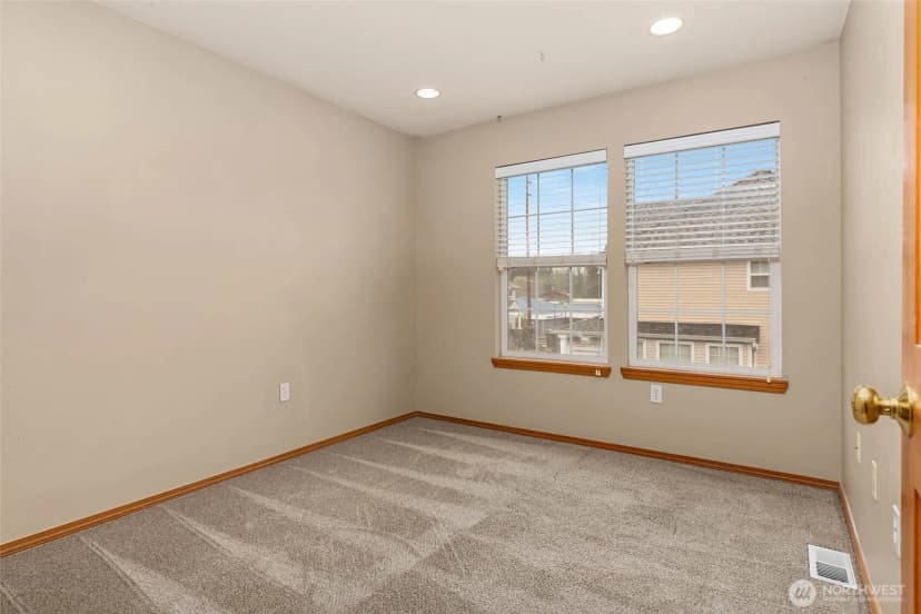 Property photo for 22736 Ne 4th Lane, Sammamish photo 22