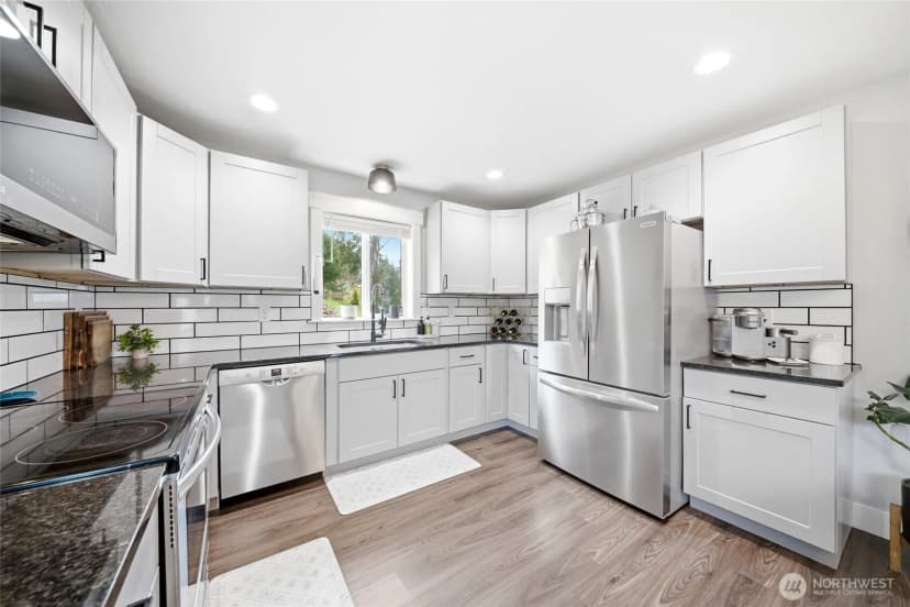 Property photo for 2485 China Garden Road, Kalama photo 10