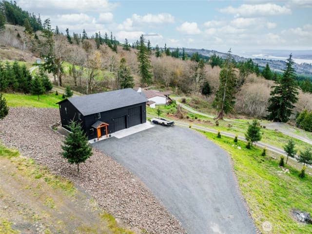 Property photo for 2485 China Garden Road, Kalama