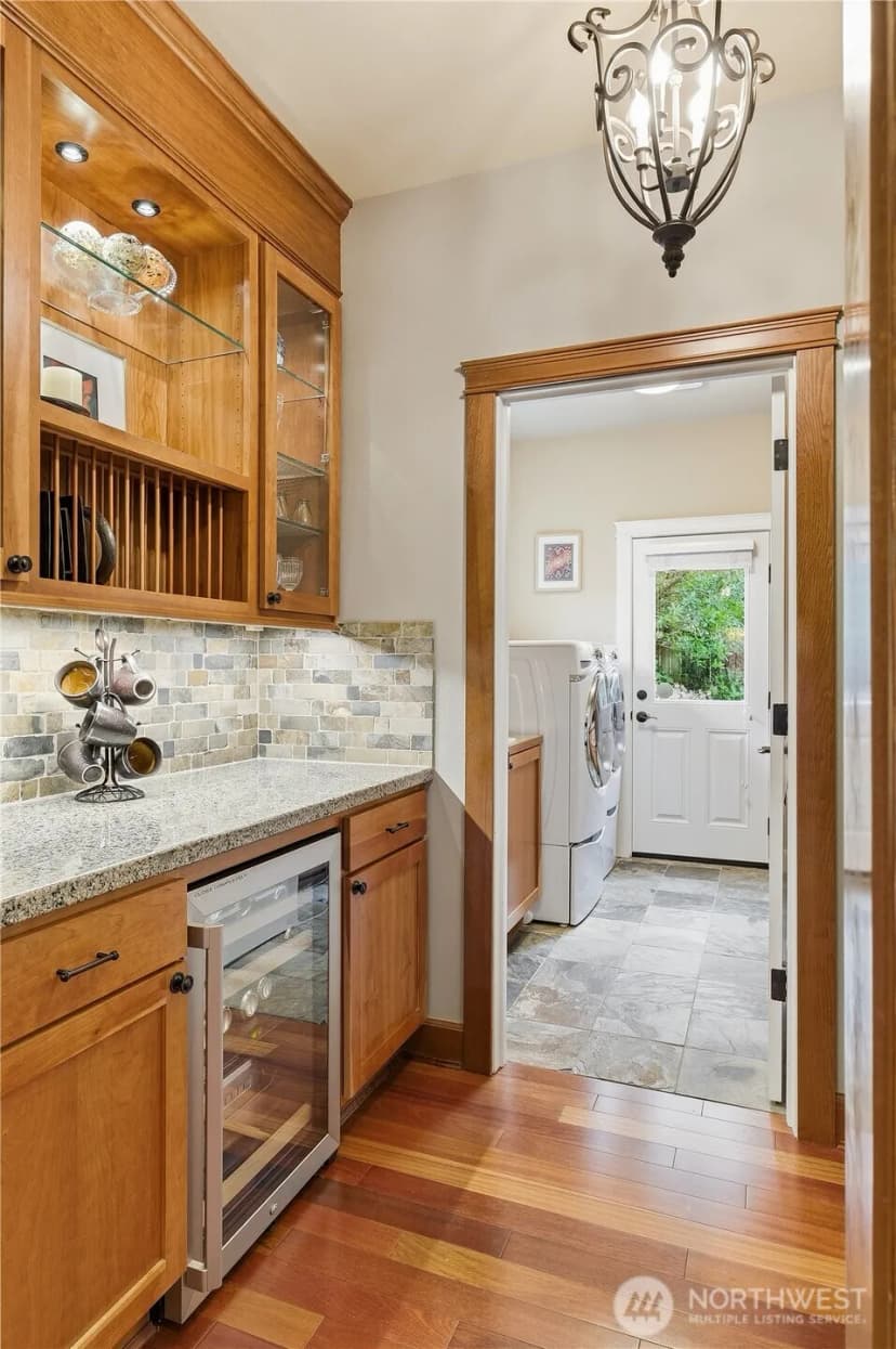 Property photo for 1607 Lyons Avenue Ne, Renton photo 17