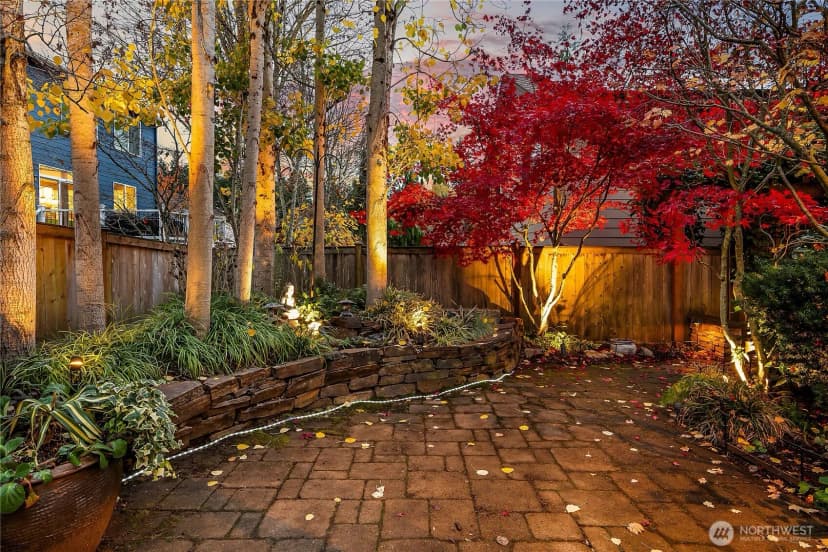 Property photo for 1607 Lyons Avenue Ne, Renton photo 39