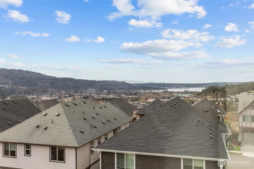 Property photo for 1344 6th Avenue Ne #16.5, Issaquah photo 39