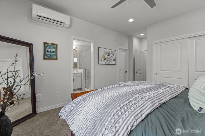 Property photo for 1344 6th Avenue Ne #16.5, Issaquah photo 16