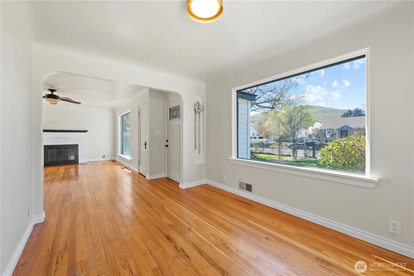 Property photo for 222 D Street Sw, Ephrata photo 10