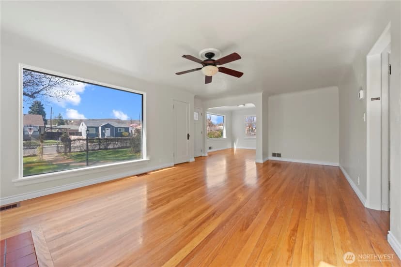 Property photo for 222 D Street Sw, Ephrata photo 11