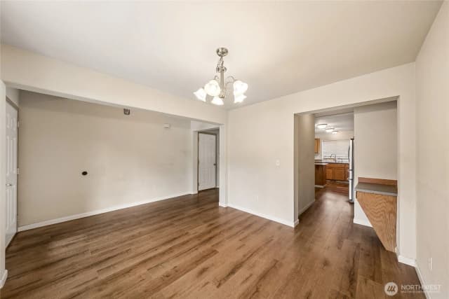 Property photo for 16425 39th Avenue E, Tacoma photo 5