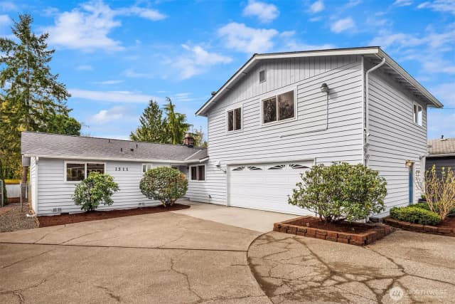 Property photo for 1511 S 250th, Des Moines