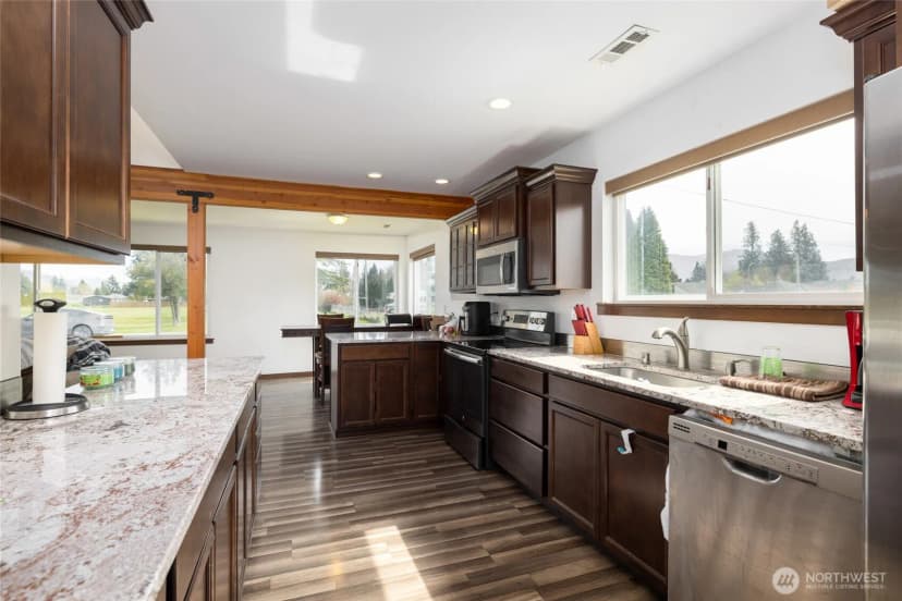 Property photo for 120 N Reed Street, Sedro Woolley photo 15
