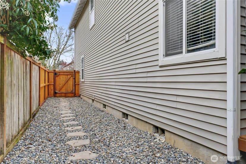 Property photo for 1846 Fisher Street, Dupont photo 23