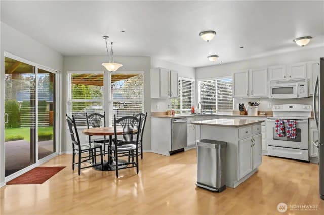 Property photo for 1846 Fisher Street, Dupont photo 2