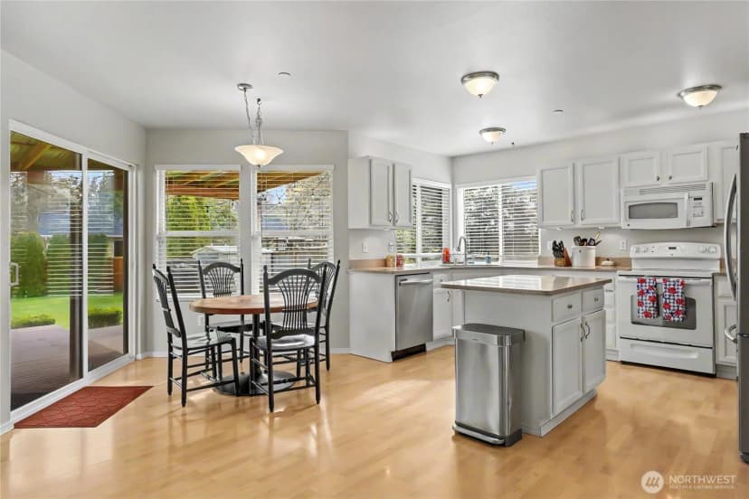 Property photo for 1846 Fisher Street, Dupont photo 2