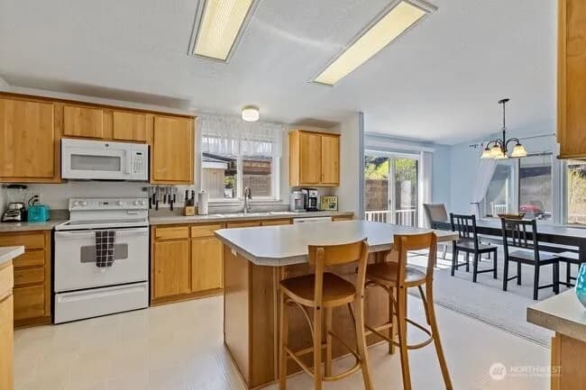 Property photo for 674 River Drive Sw, Quincy photo 9