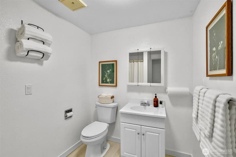 Property photo for 18215 3rd Place Sw, Normandy Park photo 24
