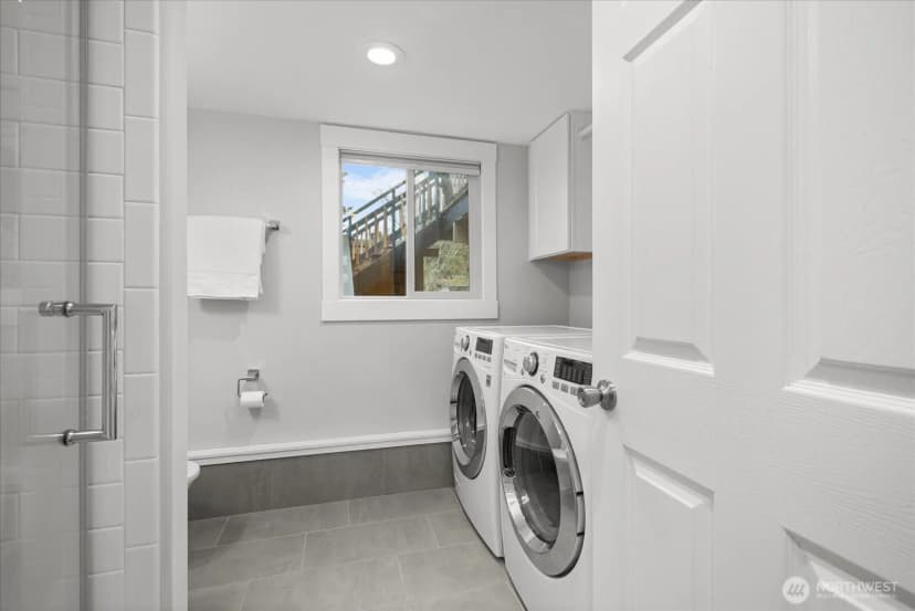 Property photo for 7455 Ne 120th Street, Kirkland photo 32