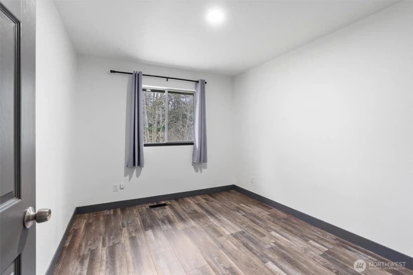 Property photo for 20831 60th Street E, Bonney Lake photo 12