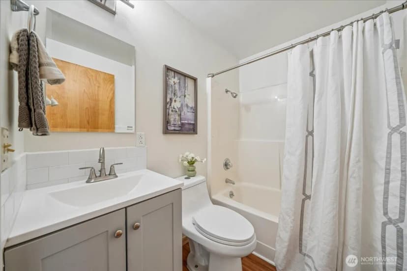 Property photo for 10706 Pioneer Drive, Anderson Island photo 23