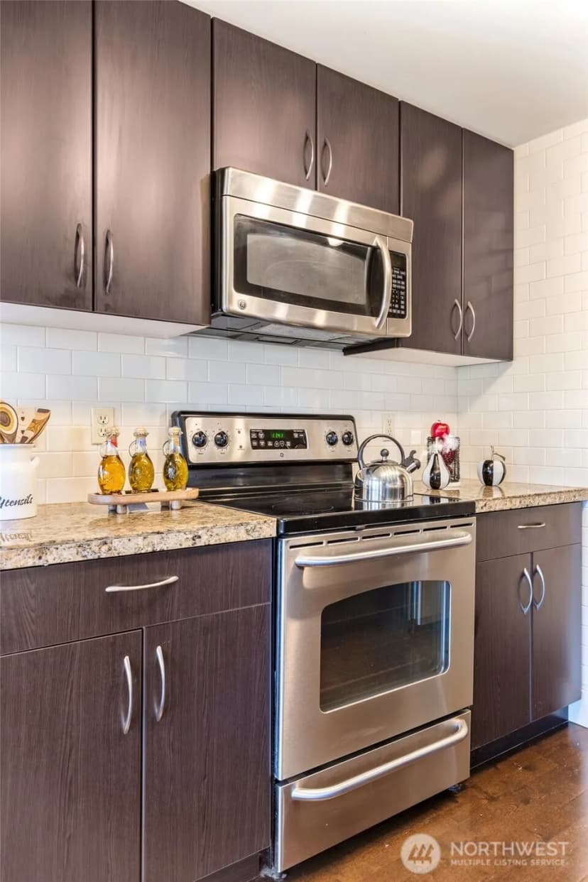 Property photo for 22910 90th Avenue W #b305, Edmonds photo 9