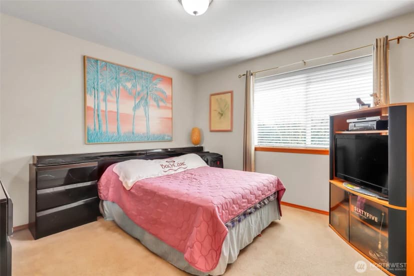 Property photo for 10209 28th Drive Se, Everett photo 24