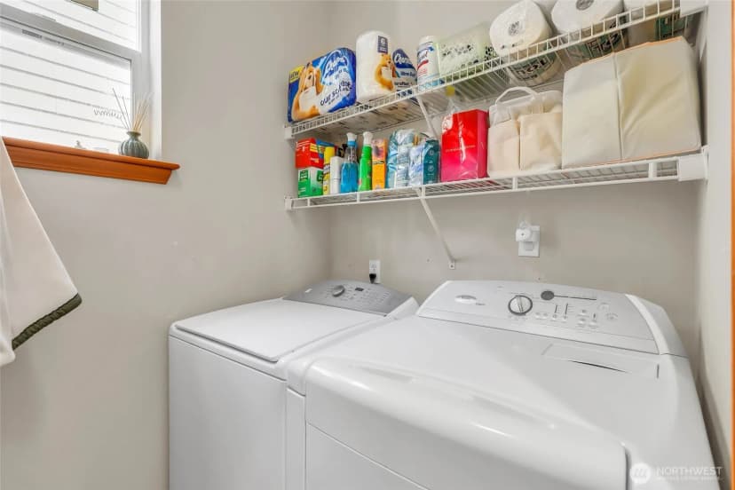 Property photo for 10209 28th Drive Se, Everett photo 26