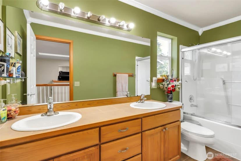 Property photo for 10209 28th Drive Se, Everett photo 16