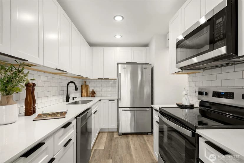 Property photo for 23411 102nd Avenue Se #e308, Kent photo 9