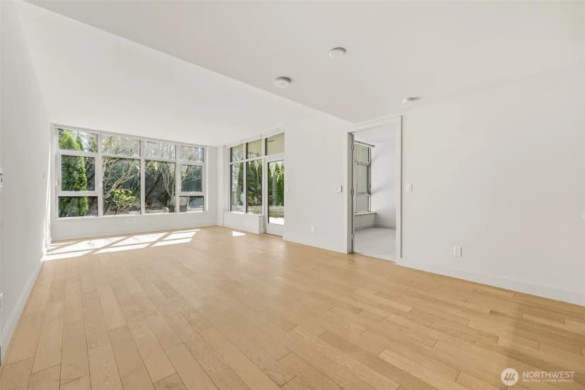 Property photo for 583 Battery Street #715n, Seattle photo 11