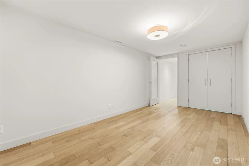 Property photo for 583 Battery Street #715n, Seattle photo 22