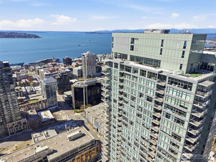 Property photo for 583 Battery Street #715n, Seattle photo 37