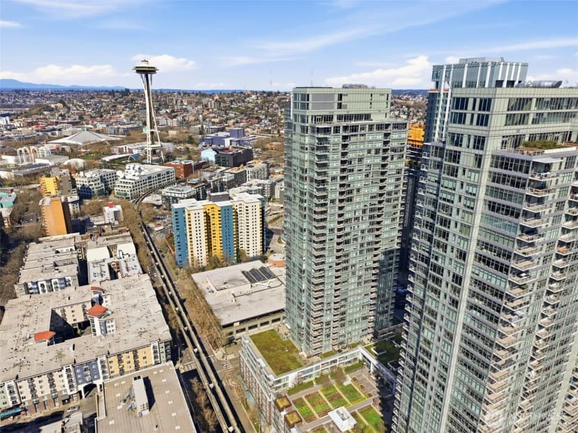 Property photo for 583 Battery Street #715n, Seattle photo 35