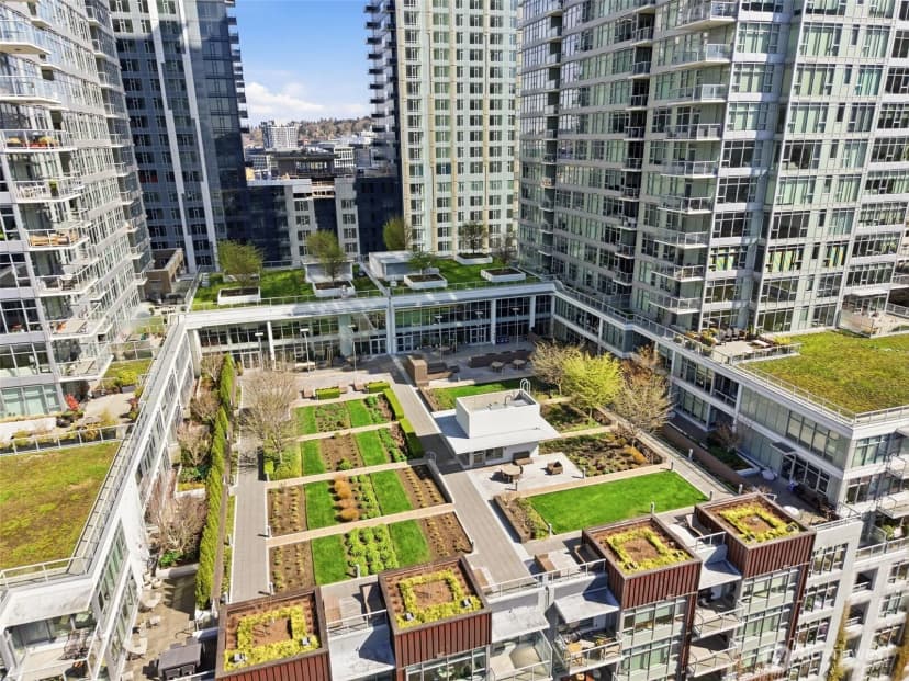 Property photo for 583 Battery Street #715n, Seattle photo 32