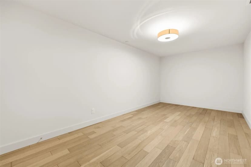 Property photo for 583 Battery Street #715n, Seattle photo 21