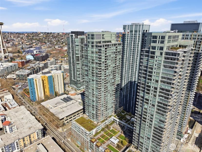 Property photo for 583 Battery Street #715n, Seattle photo 34