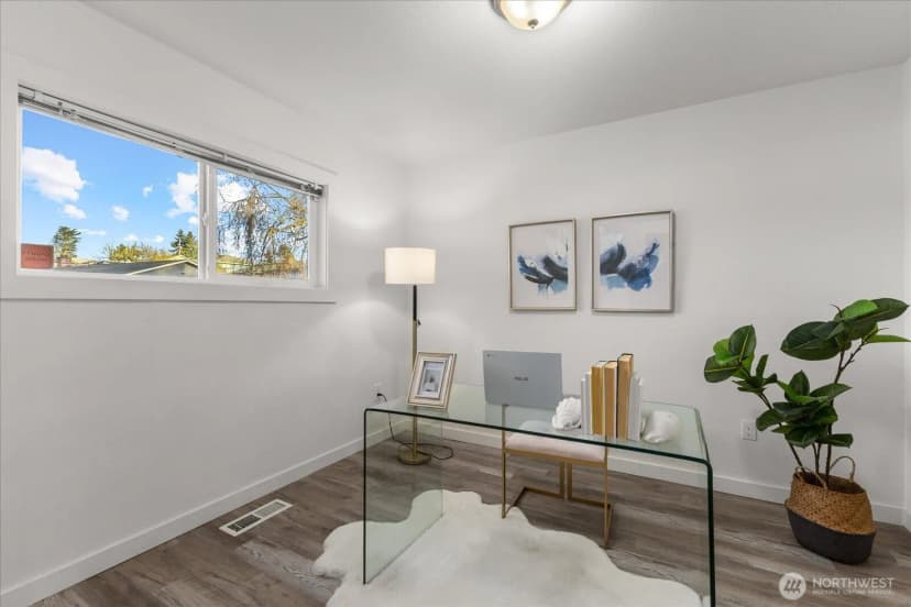 Property photo for 5920 S 118th St, Seattle photo 16