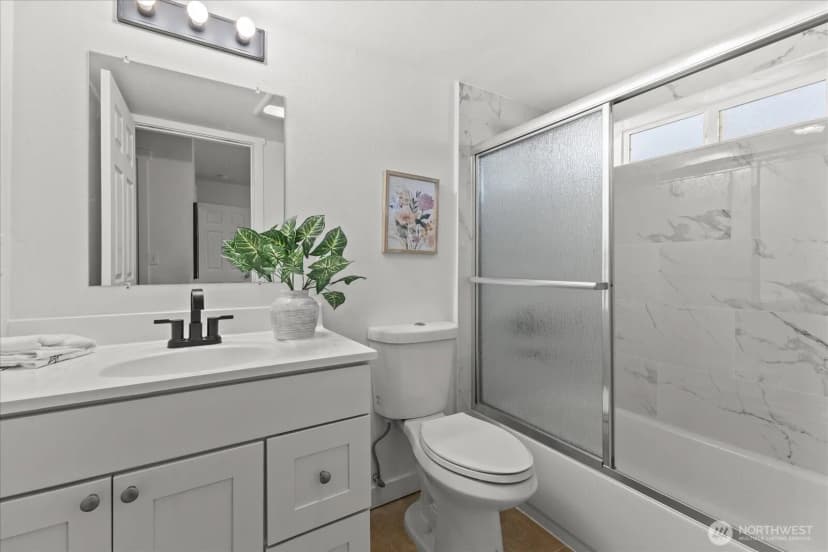 Property photo for 5920 S 118th St, Seattle photo 15