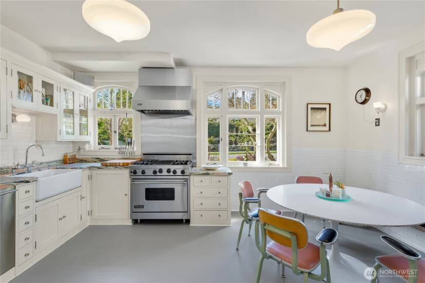 Property photo for 2844 Cascadia Avenue S, Seattle photo 18