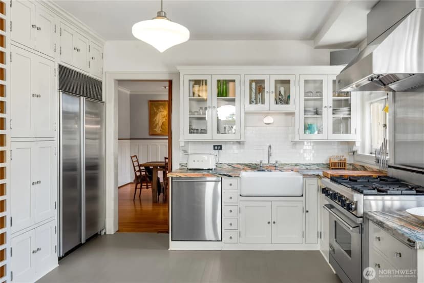 Property photo for 2844 Cascadia Avenue S, Seattle photo 17