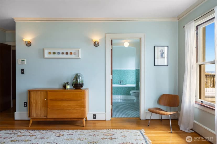 Property photo for 2844 Cascadia Avenue S, Seattle photo 24