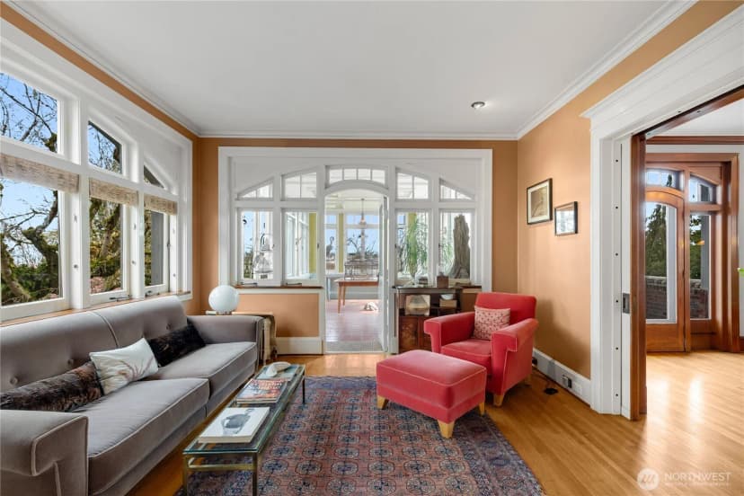 Property photo for 2844 Cascadia Avenue S, Seattle photo 12