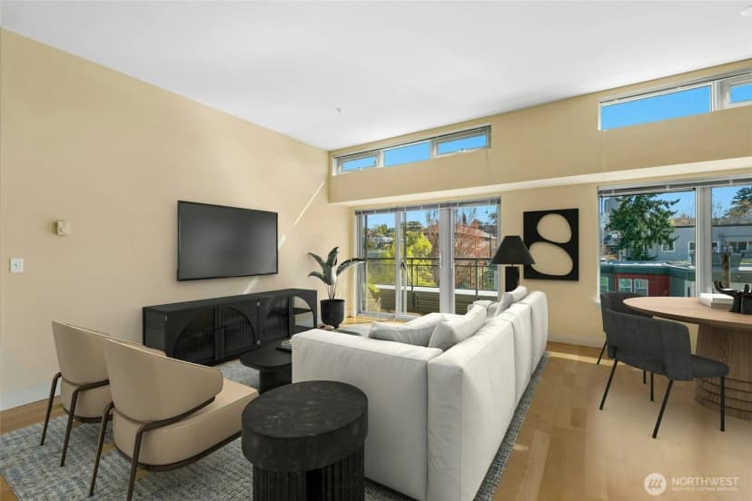 Property photo for 530 Broadway E #325, Seattle photo 9