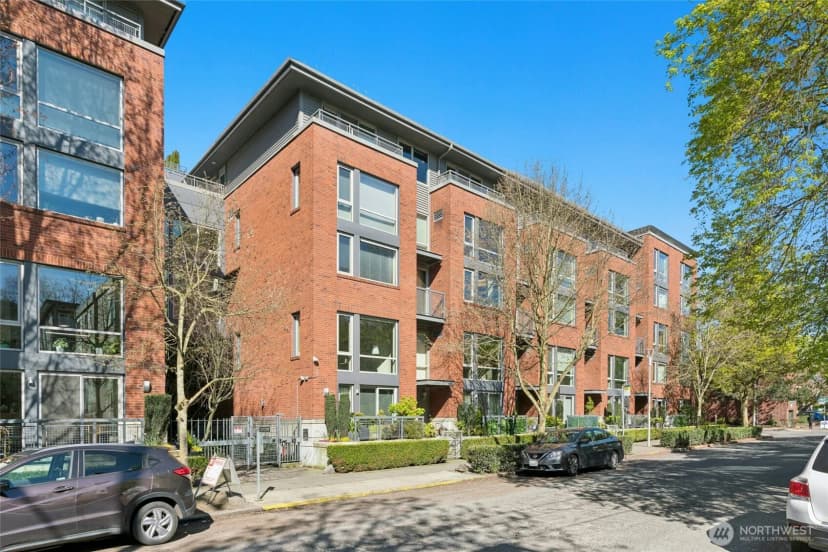 Property photo for 530 Broadway E #325, Seattle