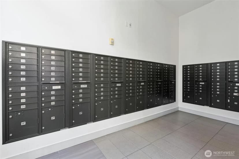 Property photo for 530 Broadway E #325, Seattle photo 32
